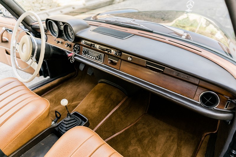 1970 Mercedes Benz 280SE